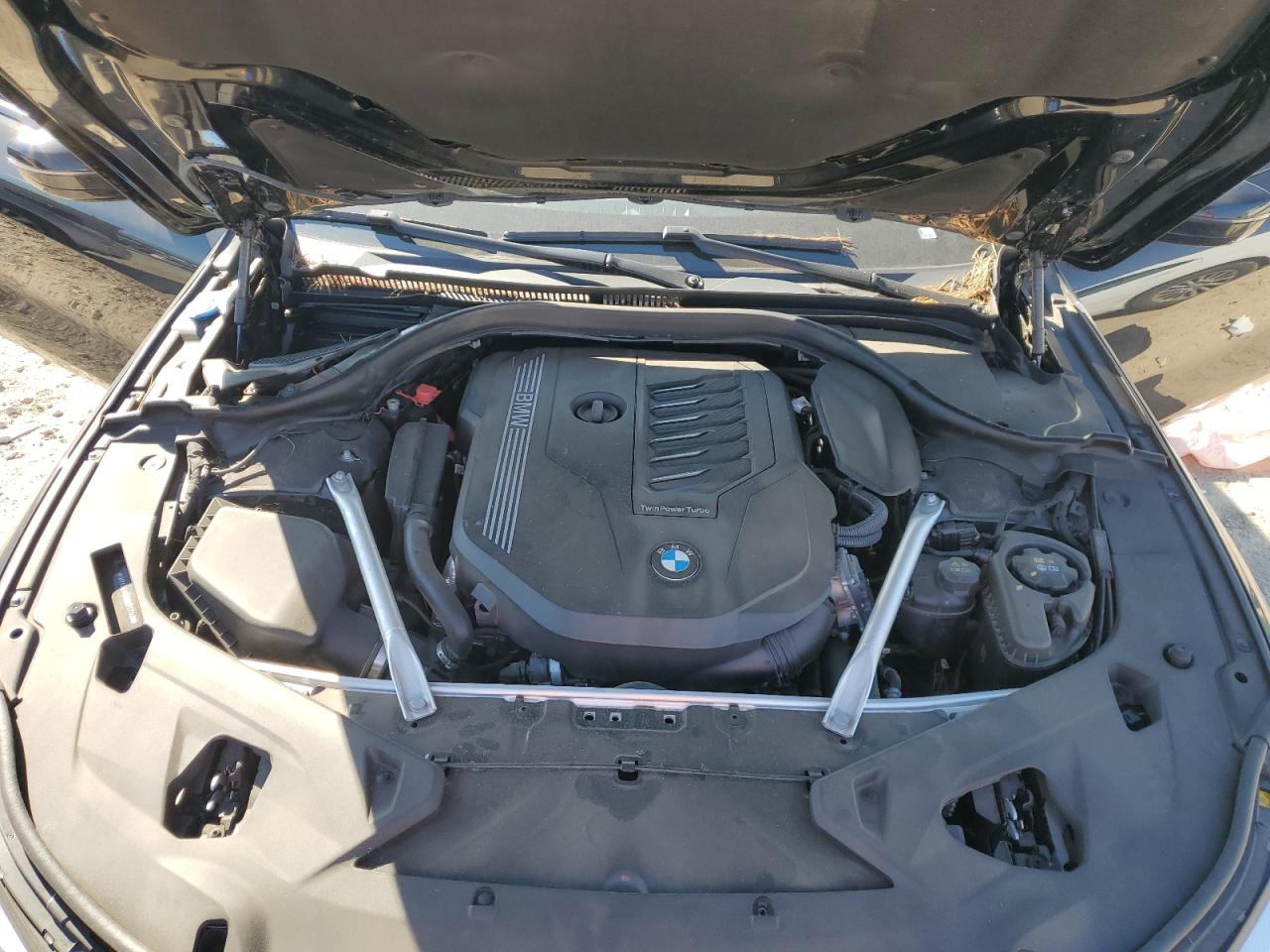 Фото: WBAAE4C00RCP77148