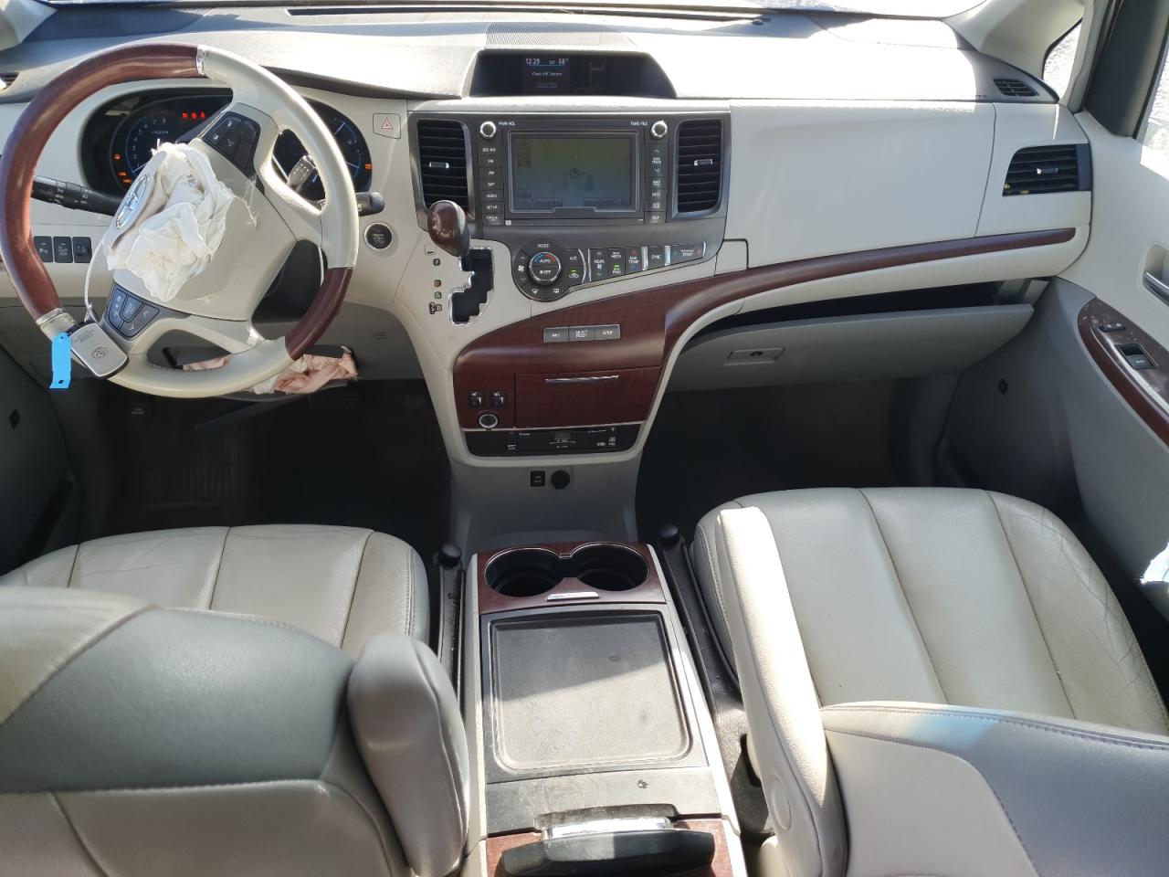 2014 Toyota Sienna Xle VIN: 5TDDK3DC9ES081523 Lot: 82110055