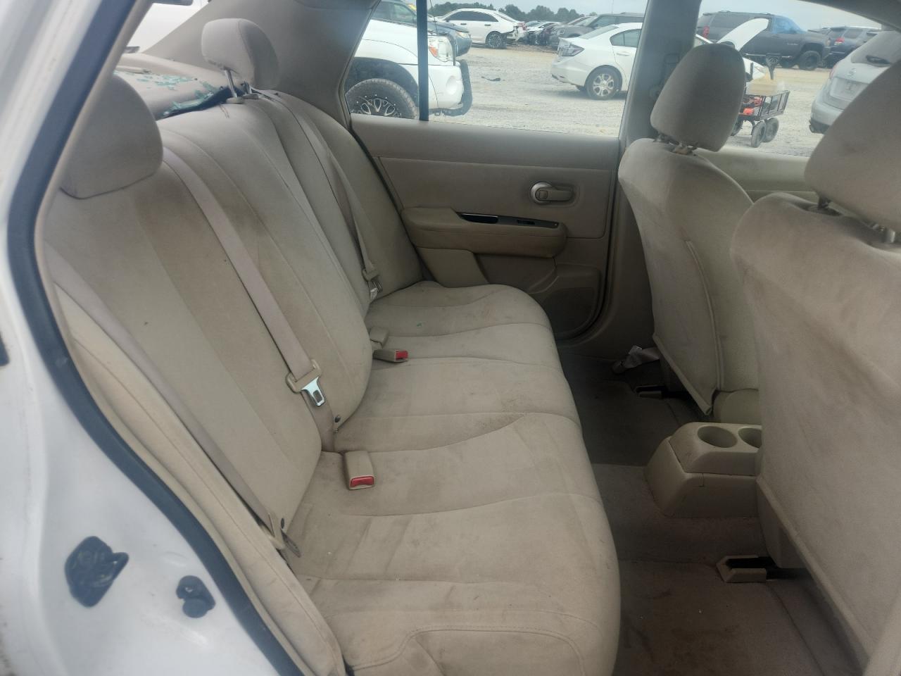 2009 Nissan Versa S VIN: 3N1BC11E89L409804 Lot: 83992855