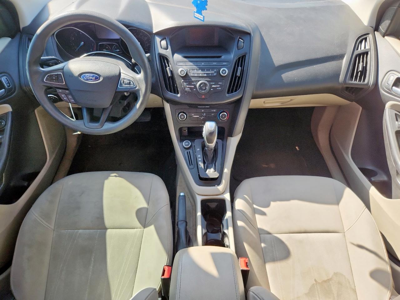 2015 Ford Focus Se VIN: 1FADP3F2XFL280725 Lot: 84187405