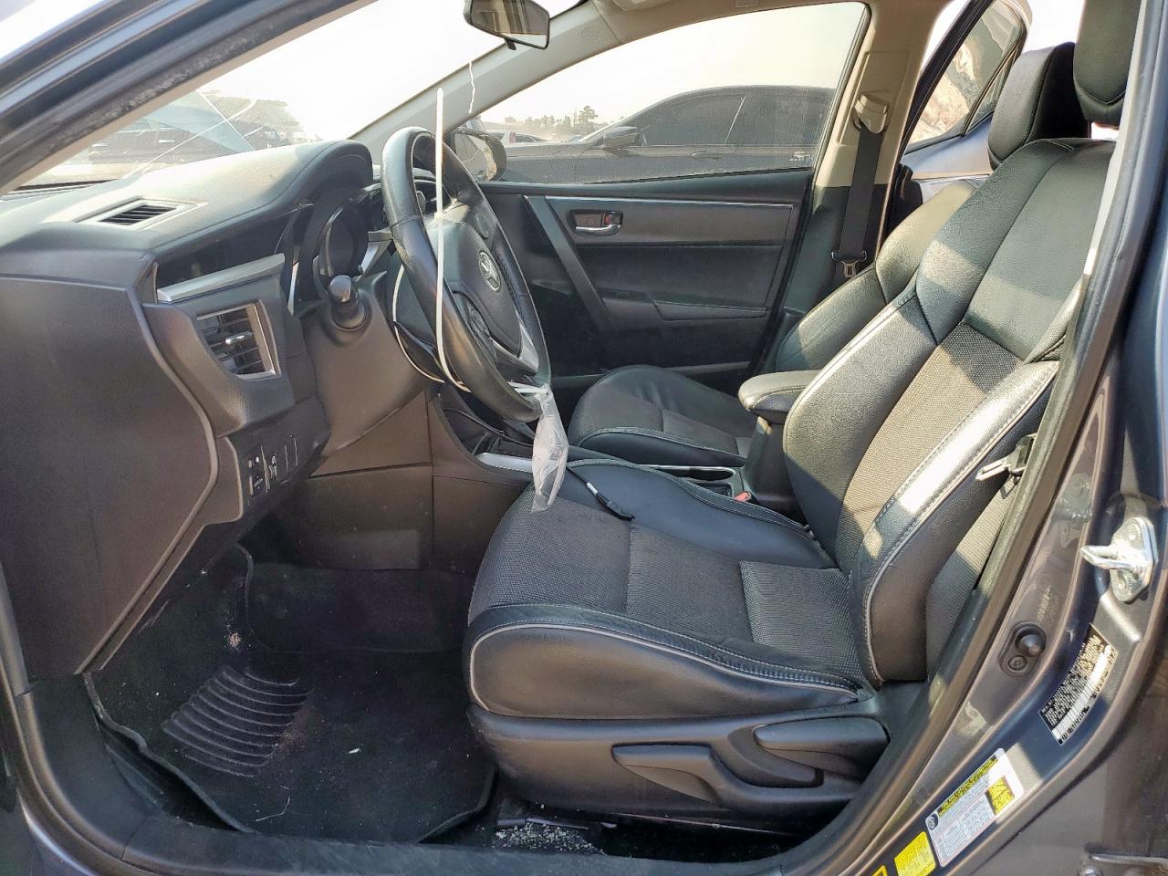 2015 Toyota Corolla L VIN: 5YFBURHE0FP292832 Lot: 81213975