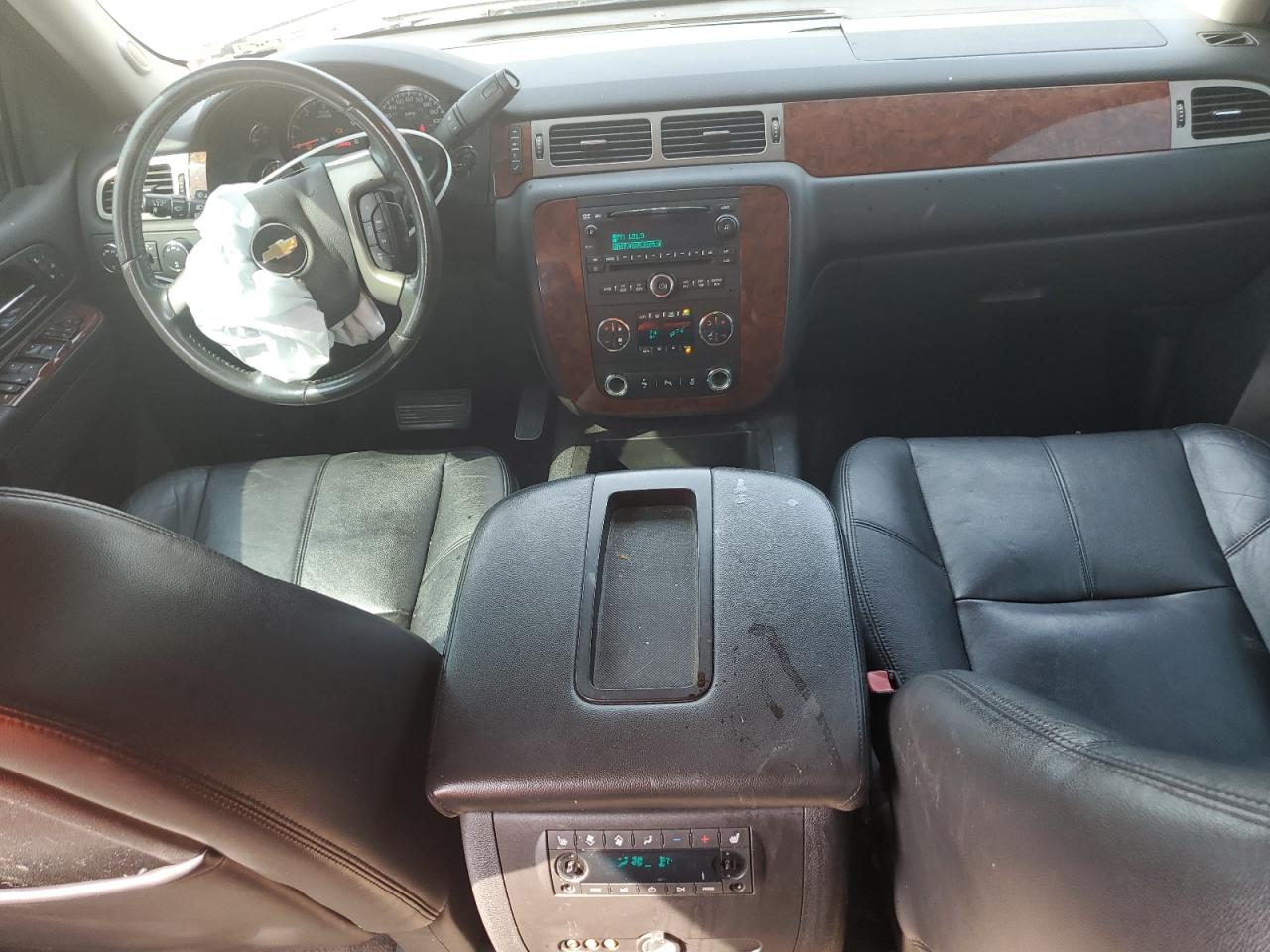 2012 Chevrolet Suburban K1500 Lt VIN: 1GNSKJE78CR201926 Lot: 80923325