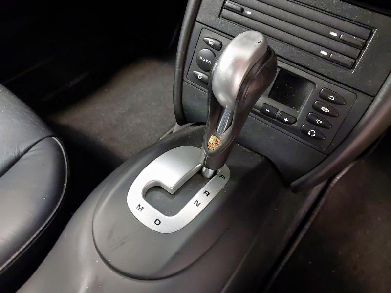 2004 PORSCHE  