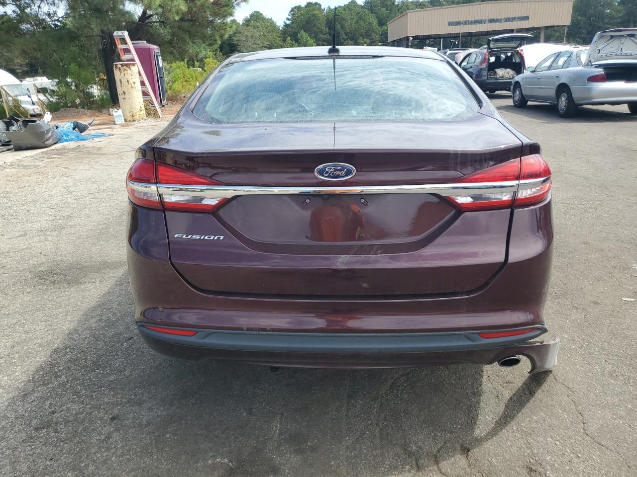 2017 Ford Fusion S VIN: 3FA6P0G76HR404804 Lot: 70714895