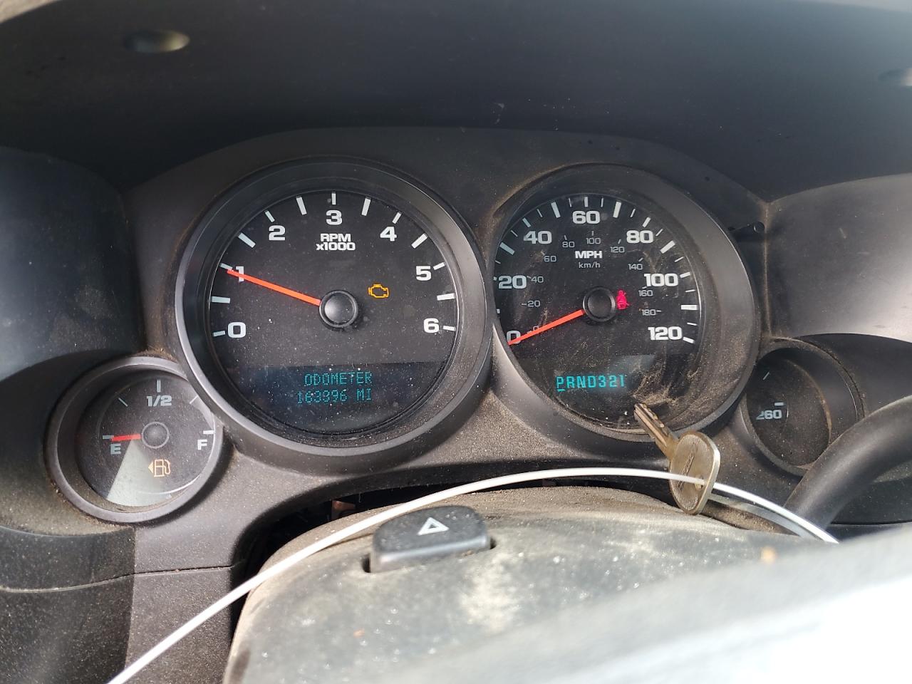 2008 Chevrolet Silverado C1500 VIN: 3GCEC13C28G107907 Lot: 70383025