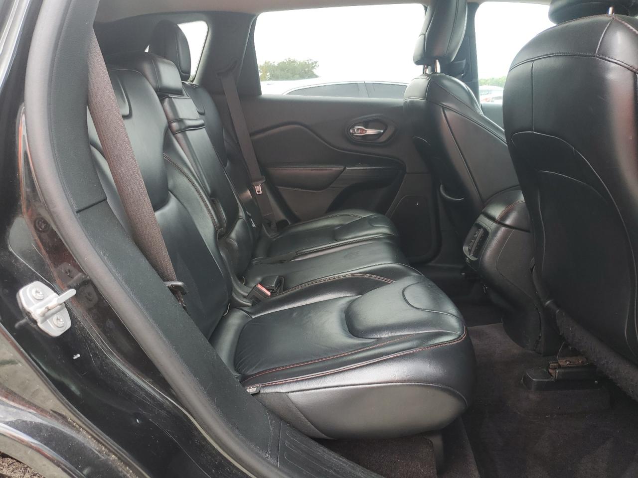 2016 Jeep Cherokee Trailhawk VIN: 1C4PJMBS1GW375906 Lot: 84704465