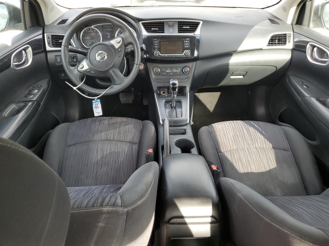 2017 Nissan Sentra S VIN: 3N1AB7AP4HL695409 Lot: 81566615