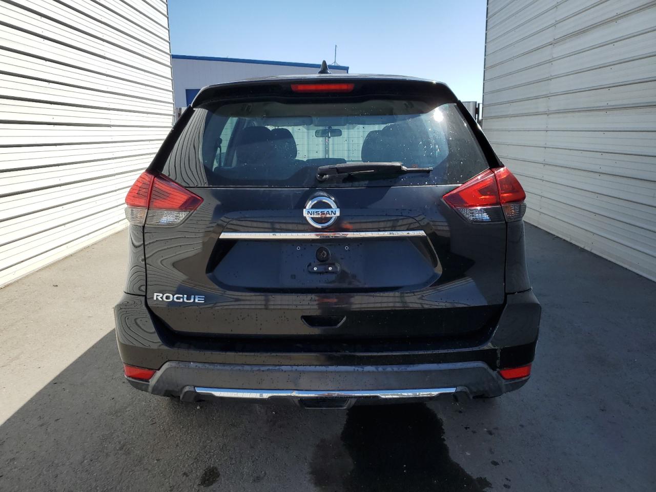 2018 Nissan Rogue S VIN: KNMAT2MT2JP587547 Lot: 81091345