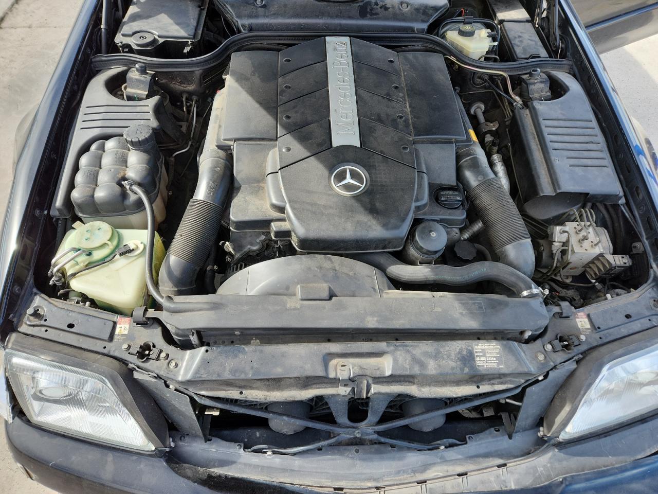 2000 Mercedes-Benz Sl 500 VIN: WDBFA68F9YF189077 Lot: 81787735