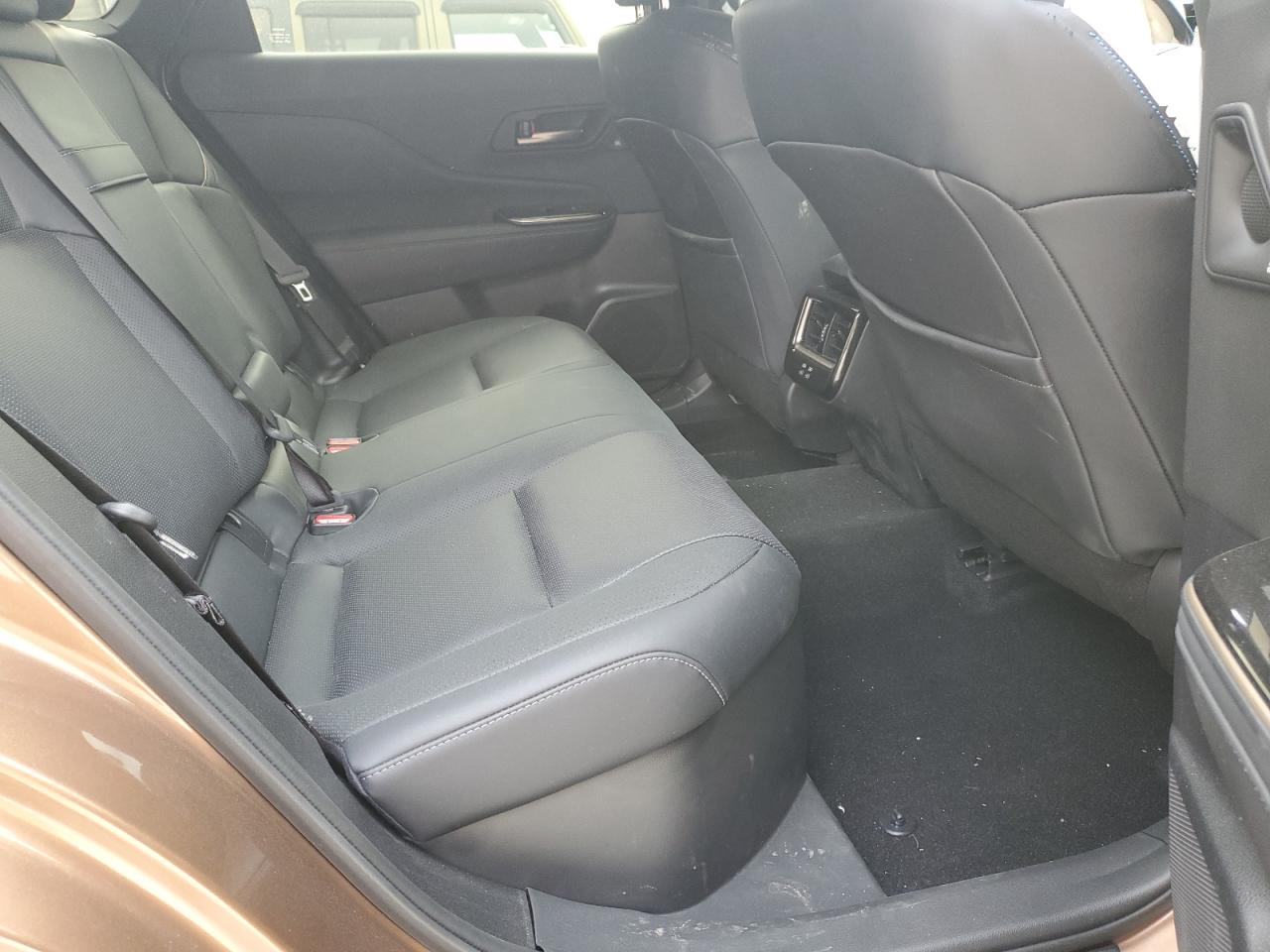 2025 Toyota Crown Signia Xle VIN: JTDACAAJ4S3013912 Lot: 84283515