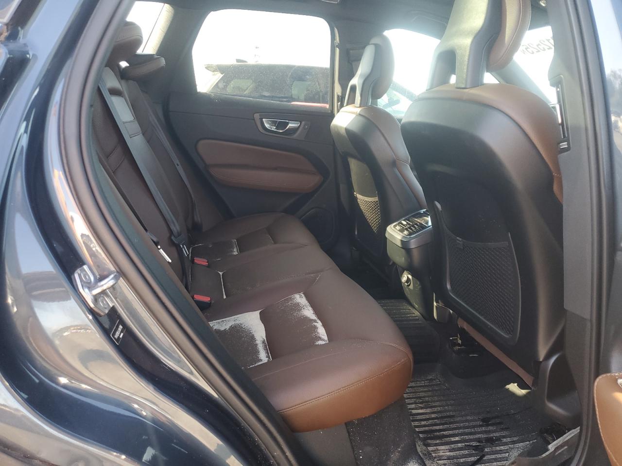 2018 Volvo Xc60 T5 Inscription VIN: YV4102RL6J1047166 Lot: 81312525