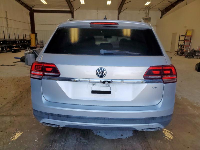  VOLKSWAGEN ATLAS 2018 Серебристый