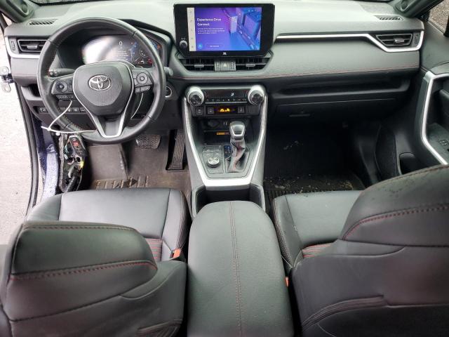  TOYOTA RAV4 2023 Зеленый