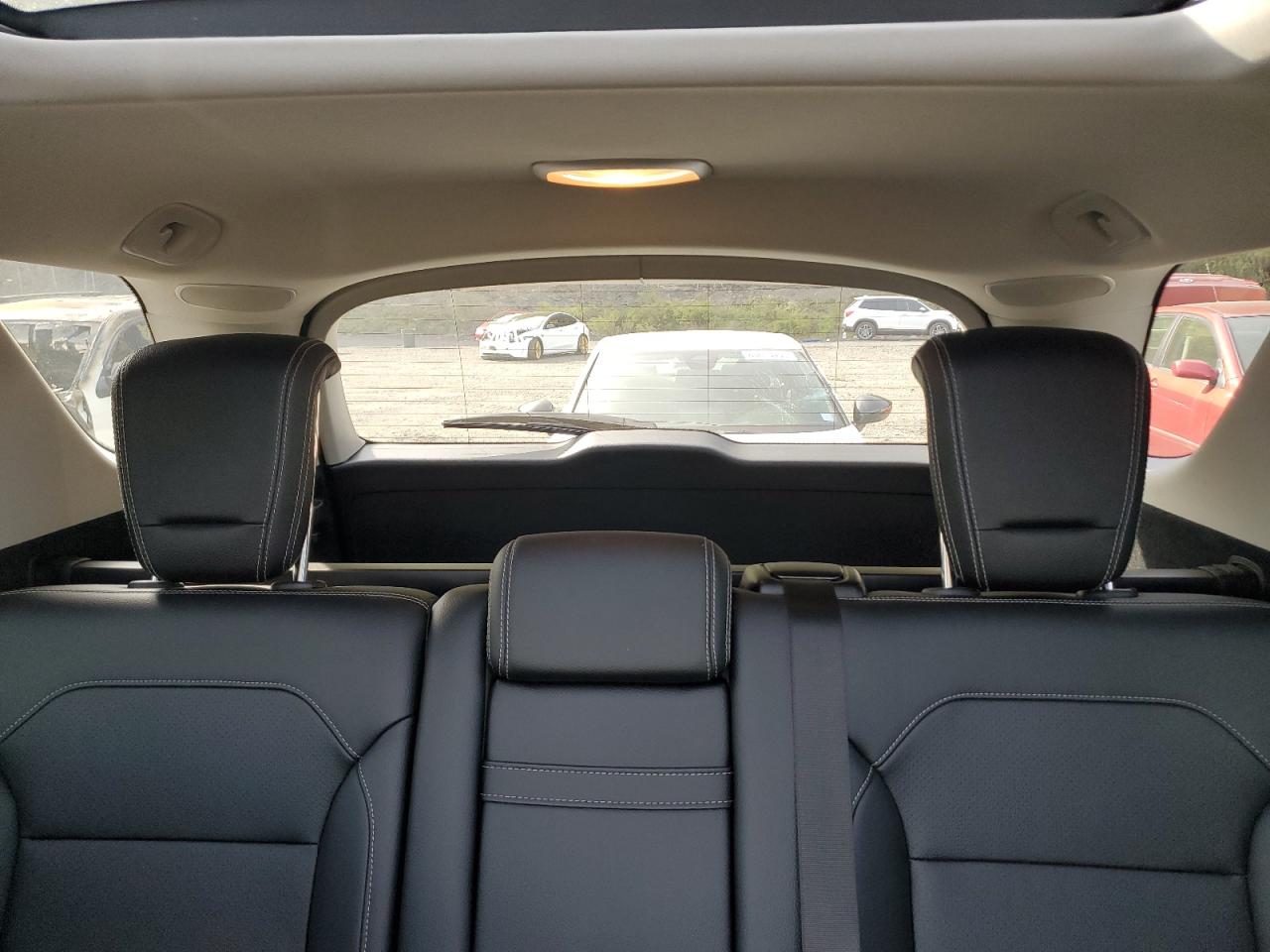 2015 Mercedes-Benz Ml 350 4Matic VIN: 4JGDA5HB8FA562647 Lot: 83980175