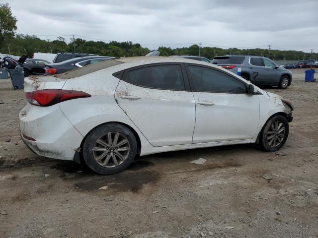  HYUNDAI ELANTRA 2016 Белы