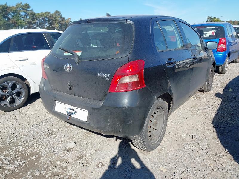 2006 TOYOTA YARIS T3 