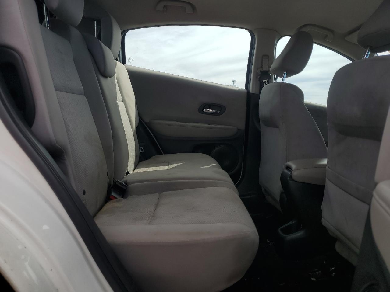 2016 Honda Hr-V Lx VIN: 3CZRU6H38GM707569 Lot: 71447535