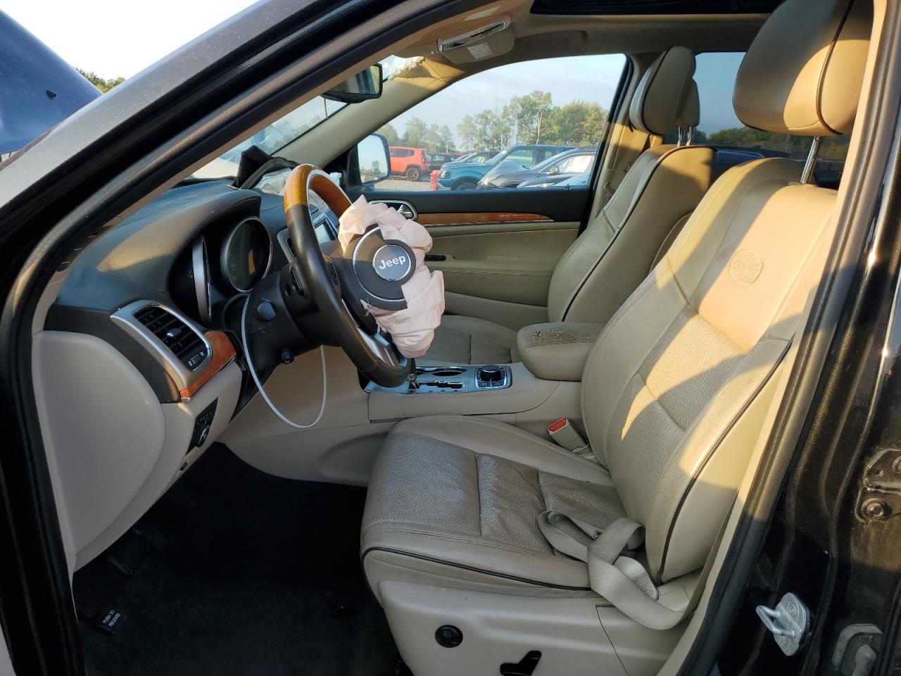 2012 Jeep Grand Cherokee Overland VIN: 1C4RJFCT5CC128413 Lot: 81191335