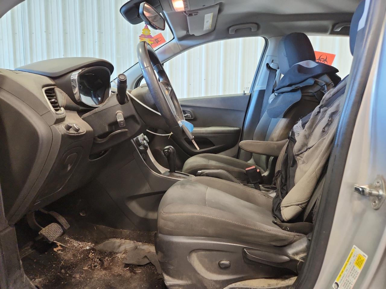 2018 Chevrolet Trax Ls VIN: KL7CJNSB5JB531087 Lot: 81261725