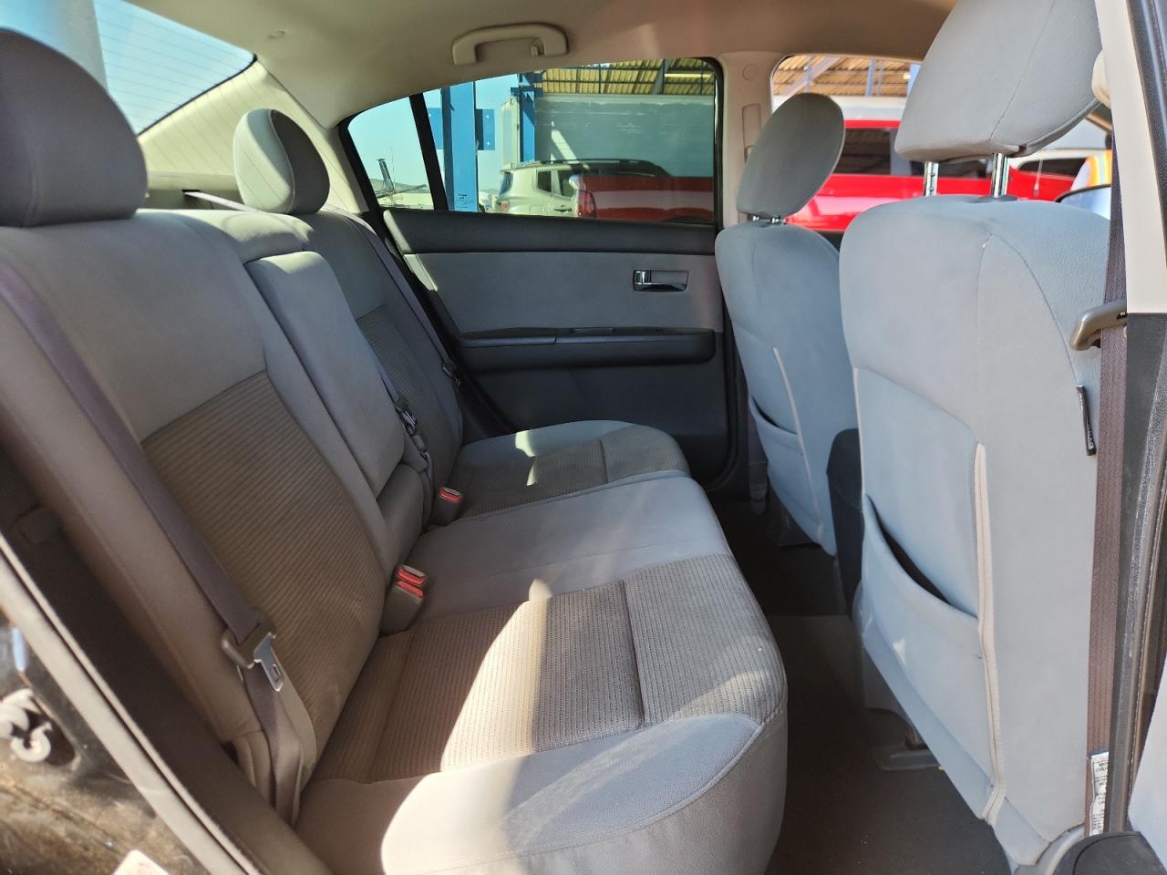 2010 Nissan Sentra 2.0 VIN: 3N1AB6AP5AL618936 Lot: 82065375