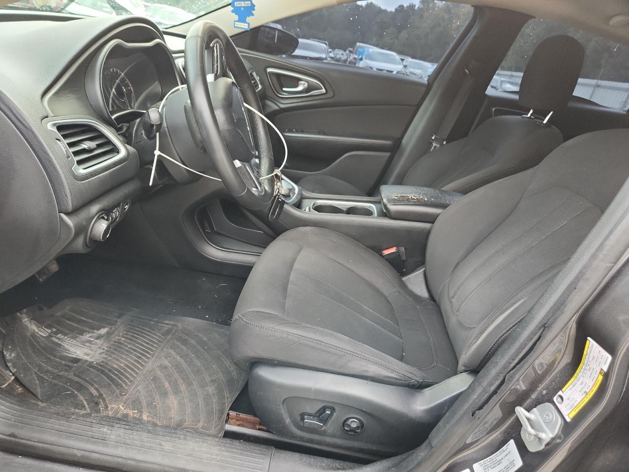 2015 Chrysler 200 Limited VIN: 1C3CCCAB9FN539254 Lot: 81773705