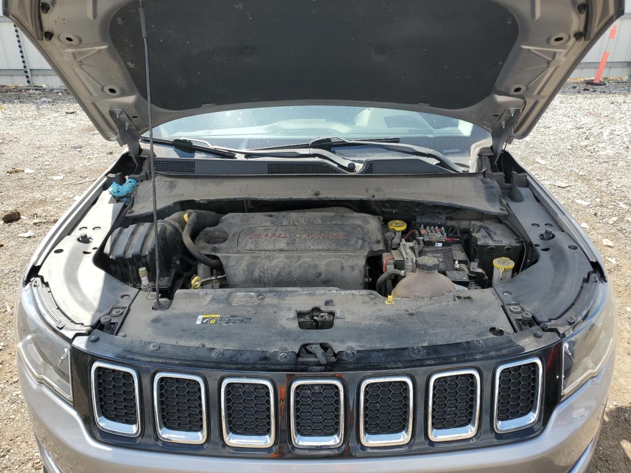2018 Jeep Compass Limited VIN: 3C4NJDCBXJT190613 Lot: 71236625