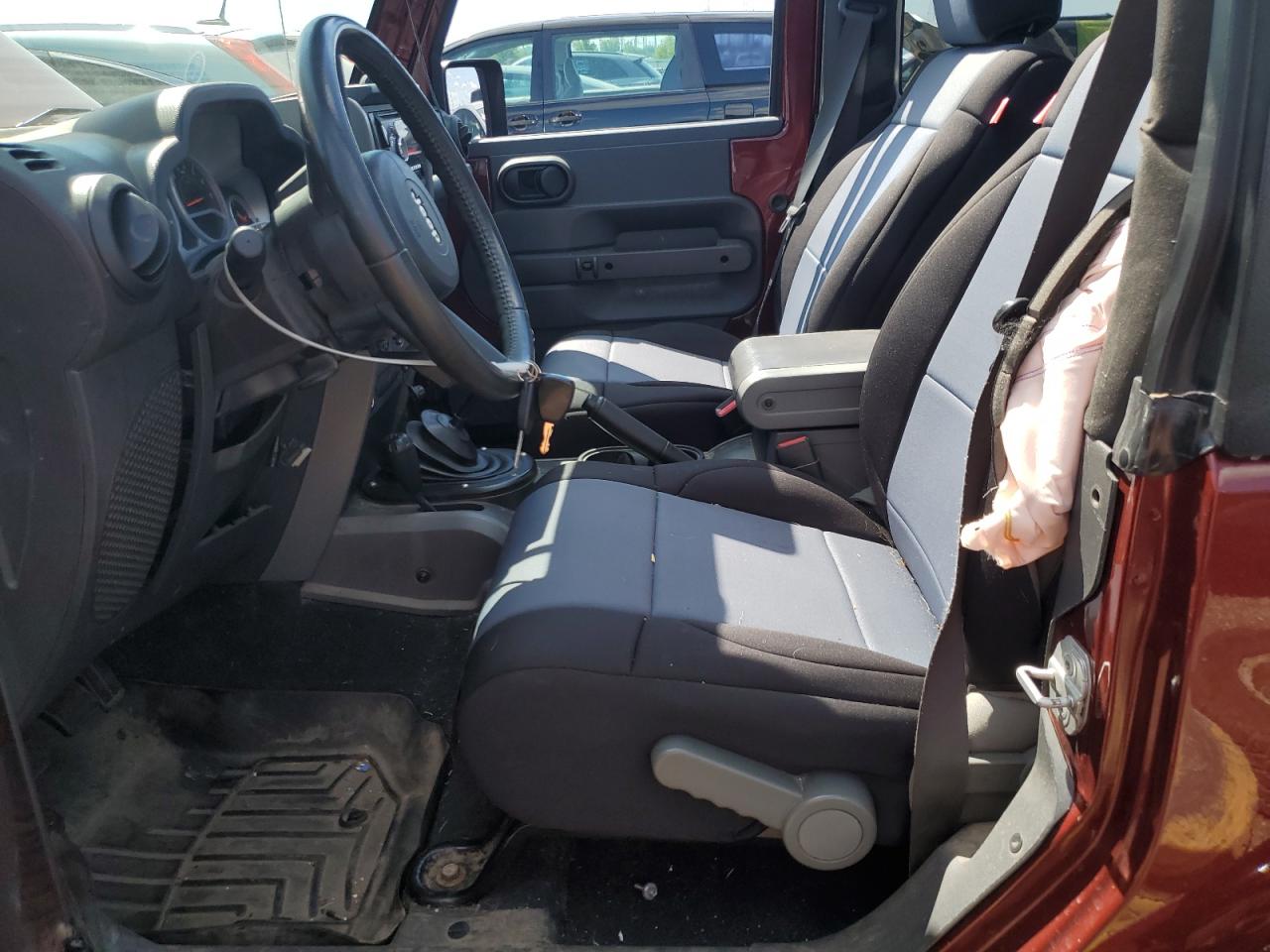 2007 Jeep Wrangler Sahara VIN: 1J8FA54107L160176 Lot: 71033815