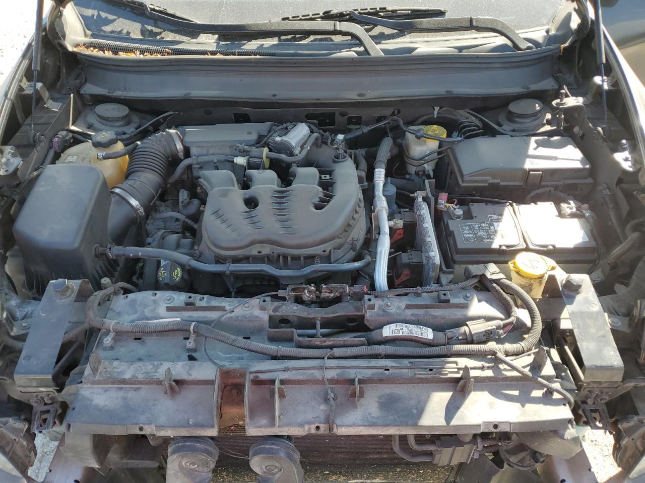 2015 Jeep Cherokee Latitude VIN: 1C4PJMCS3FW755570 Lot: 84264655