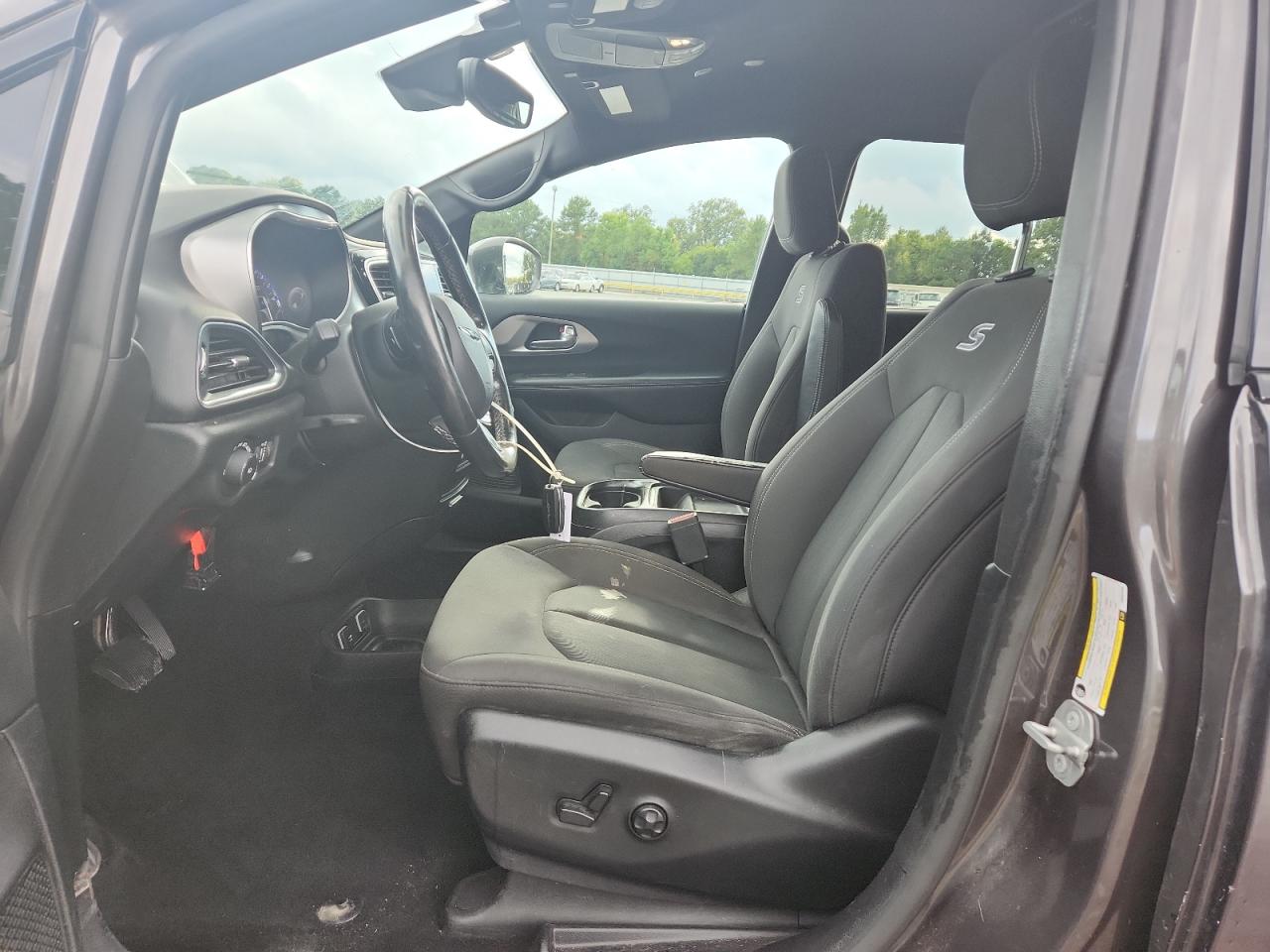 2019 Chrysler Pacifica Touring Plus VIN: 2C4RC1FG6KR604699 Lot: 81561625