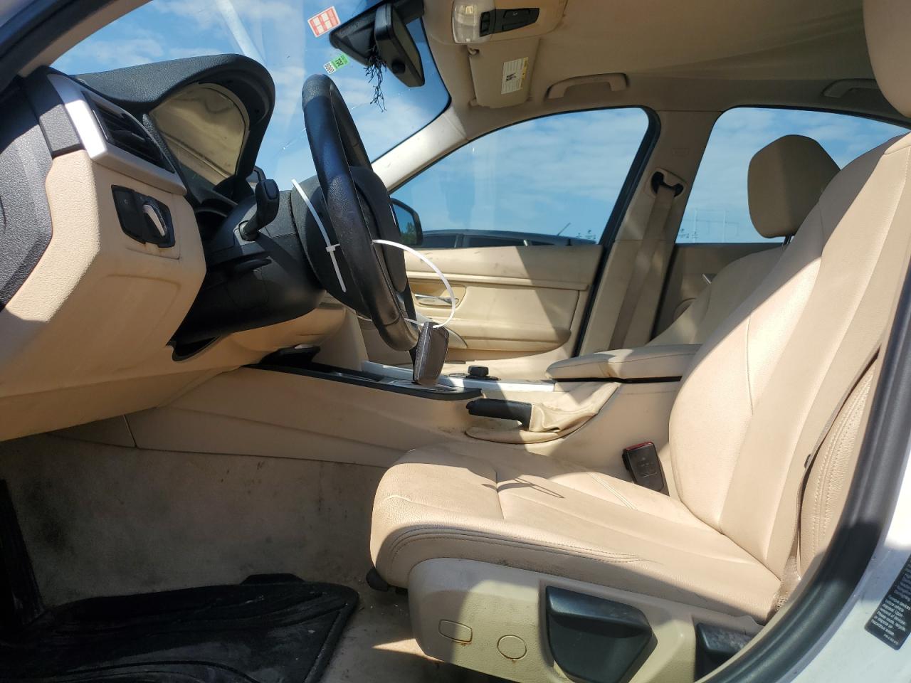 2015 BMW 320 I VIN: WBA3B1C54F5A05850 Lot: 84457205