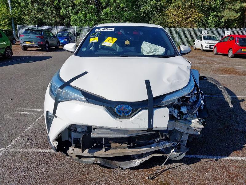 2020 TOYOTA C-HR DESIGN HEV CVT 