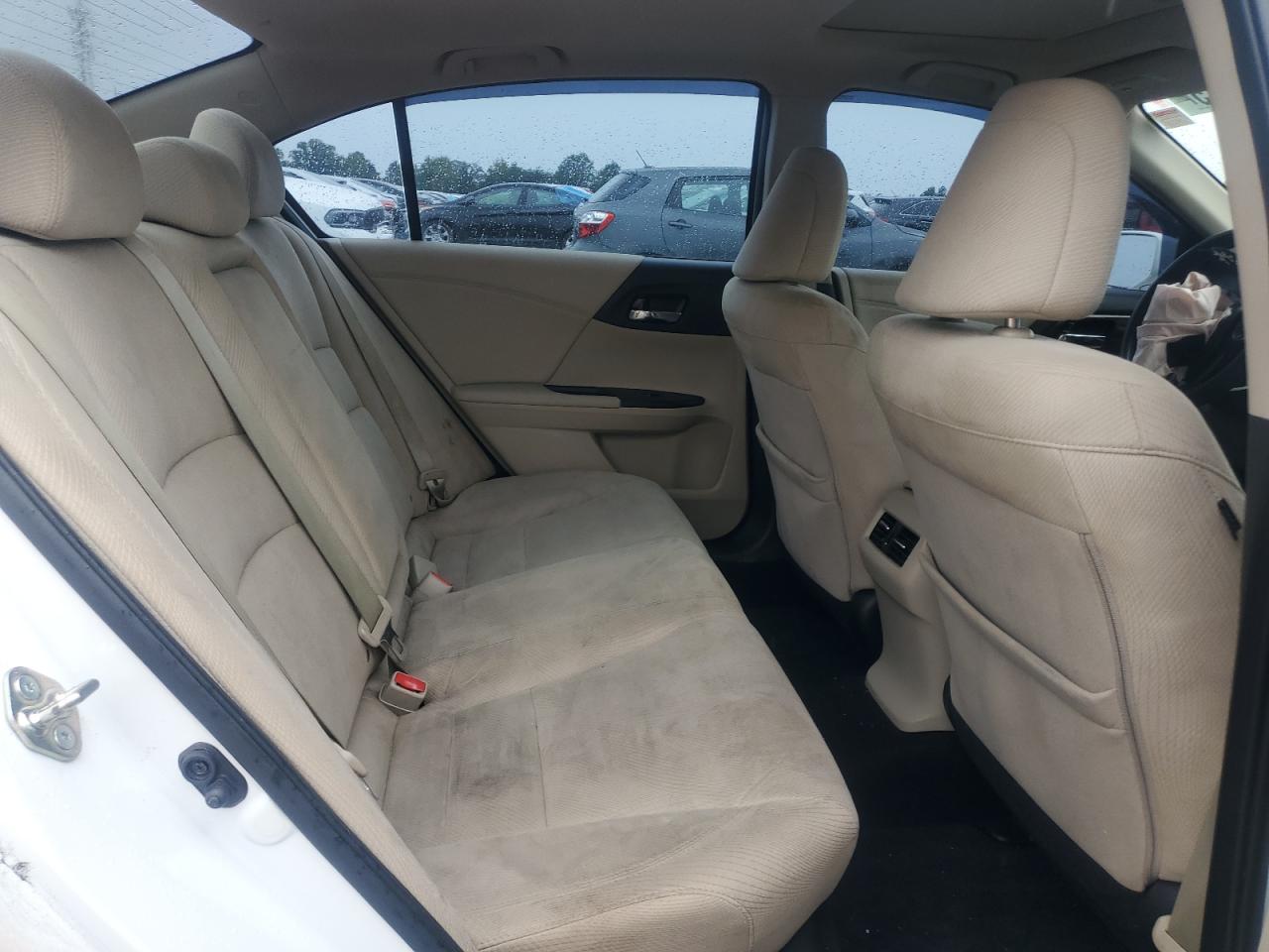 2017 Honda Accord Ex VIN: 1HGCR2F78HA165823 Lot: 84703375