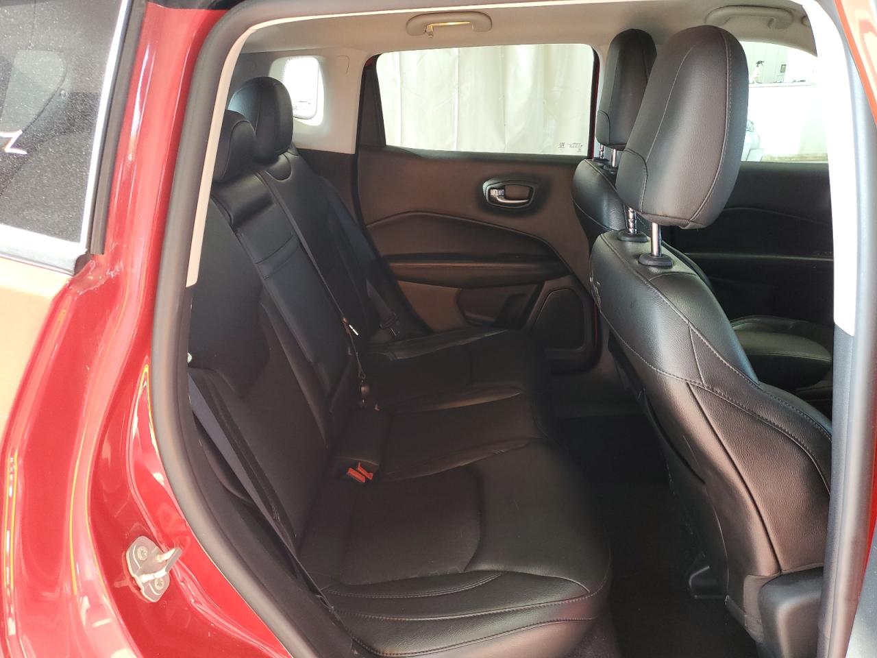 2018 Jeep Compass Latitude VIN: 3C4NJDBB6JT304267 Lot: 81713085