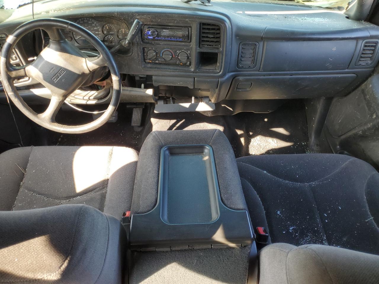 2002 GMC Sierra K2500 Heavy Duty VIN: 1GTHK231X2F173733 Lot: 80661885