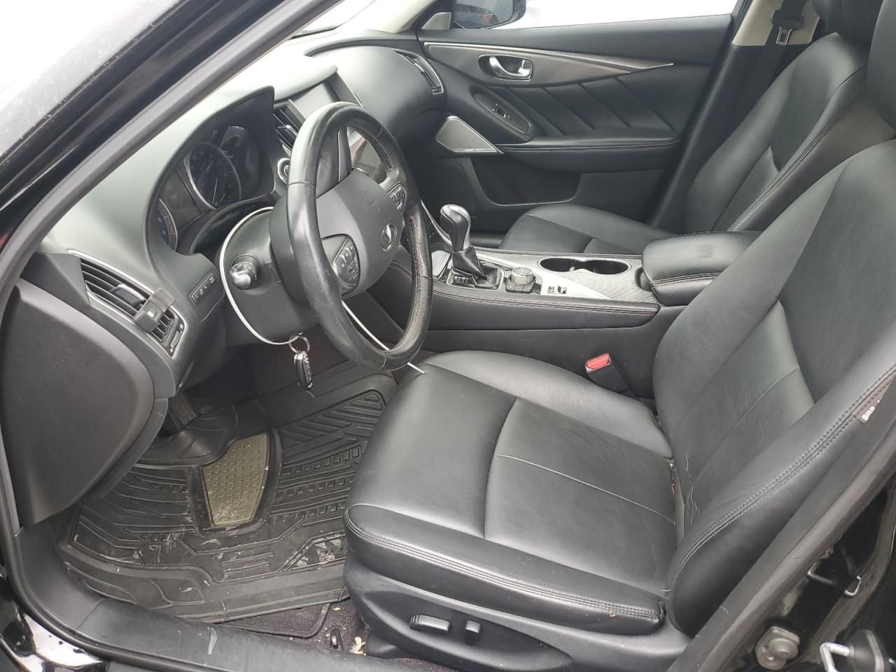 2017 Infiniti Q50 Premium VIN: JN1EV7AP3HM735865 Lot: 71800235