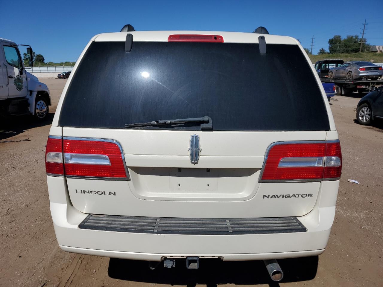 2007 Lincoln Navigator VIN: 5LMFU28537LJ16935 Lot: 81186445