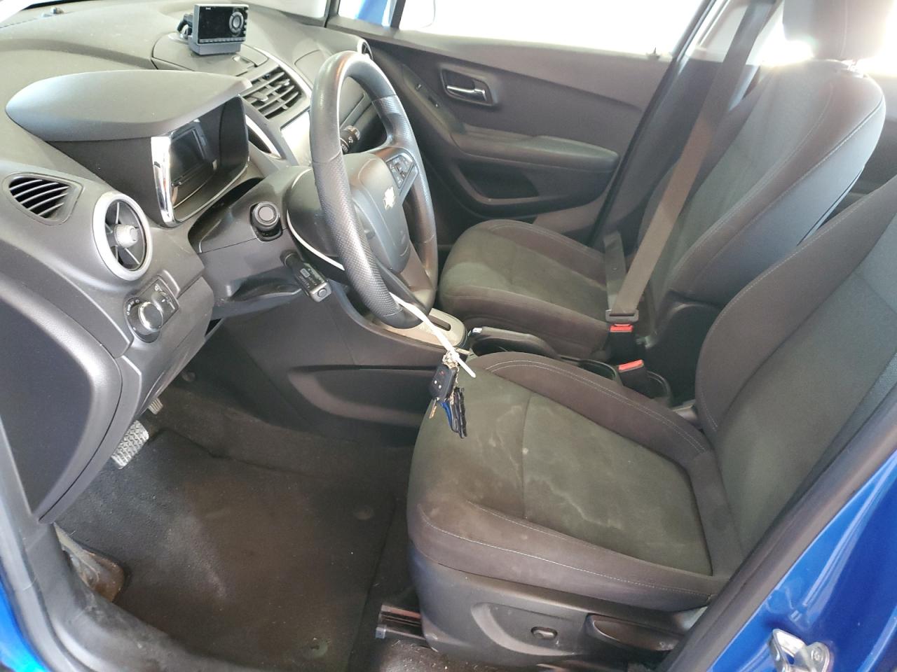 2016 Chevrolet Trax Ls VIN: KL7CJKSB4GB663068 Lot: 81013075