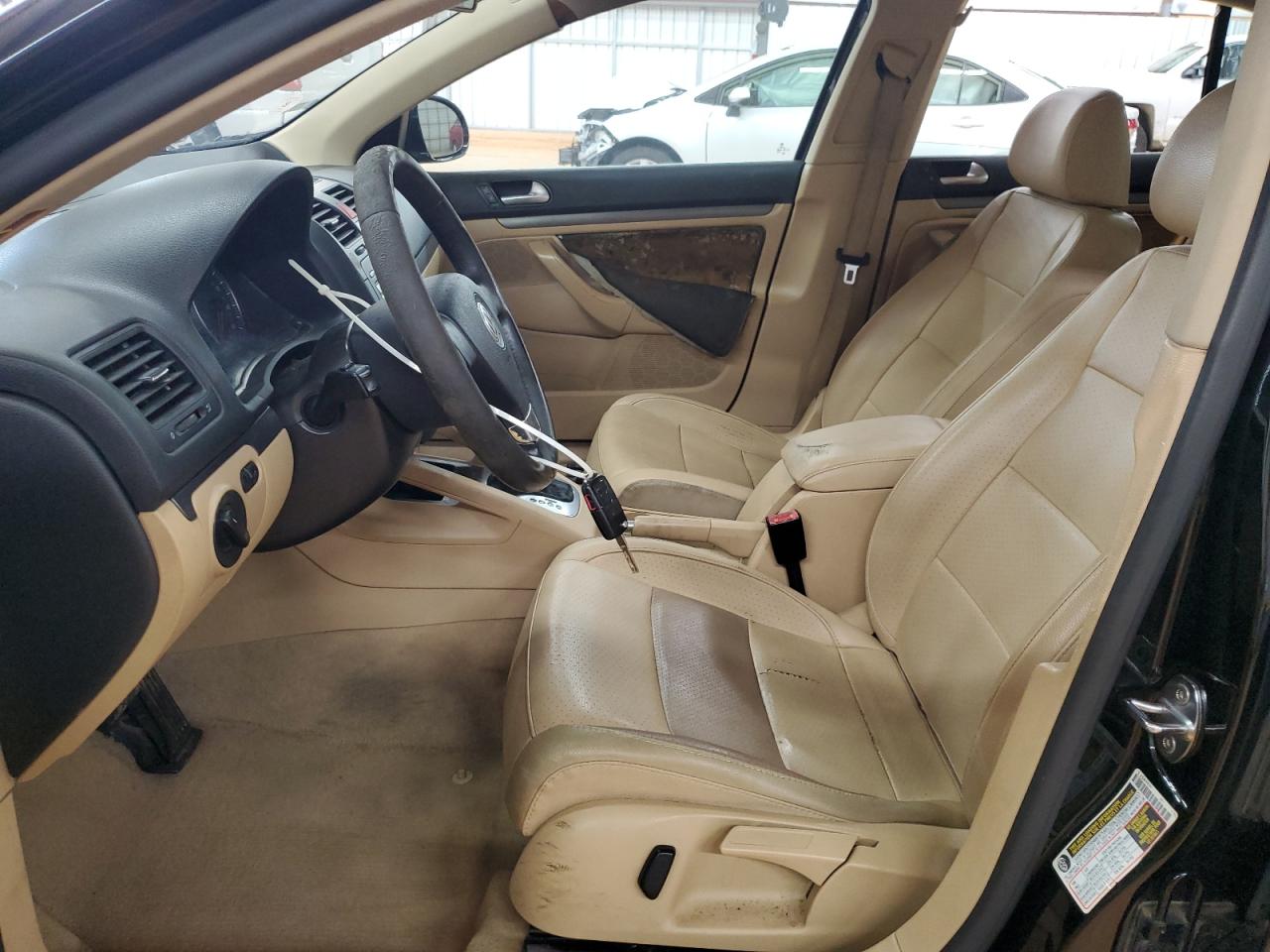 2008 Volkswagen Jetta Se VIN: 3VWRM71K08M124568 Lot: 81940755