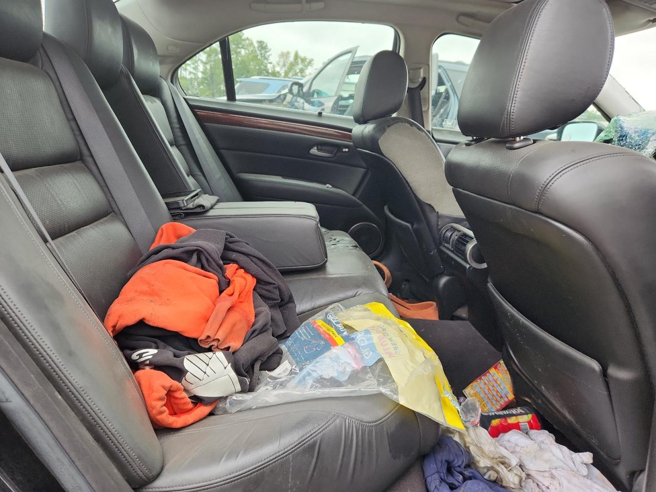 2010 Acura Rl VIN: JH4KB2F69AC001012 Lot: 81302585