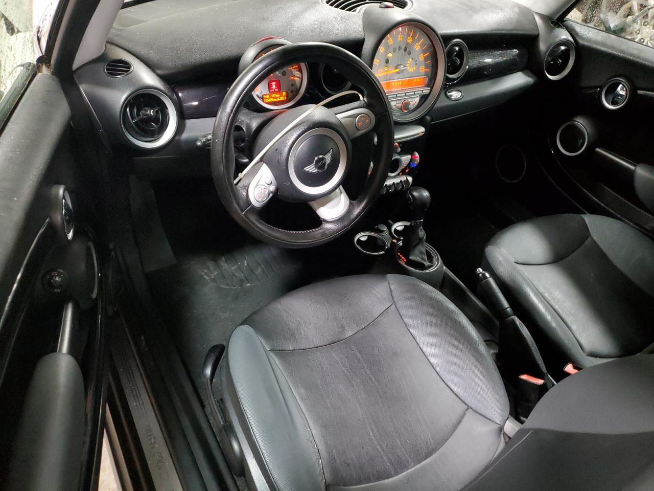 2009 Mini Cooper Clubman VIN: WMWML33509TX36429 Lot: 81014065