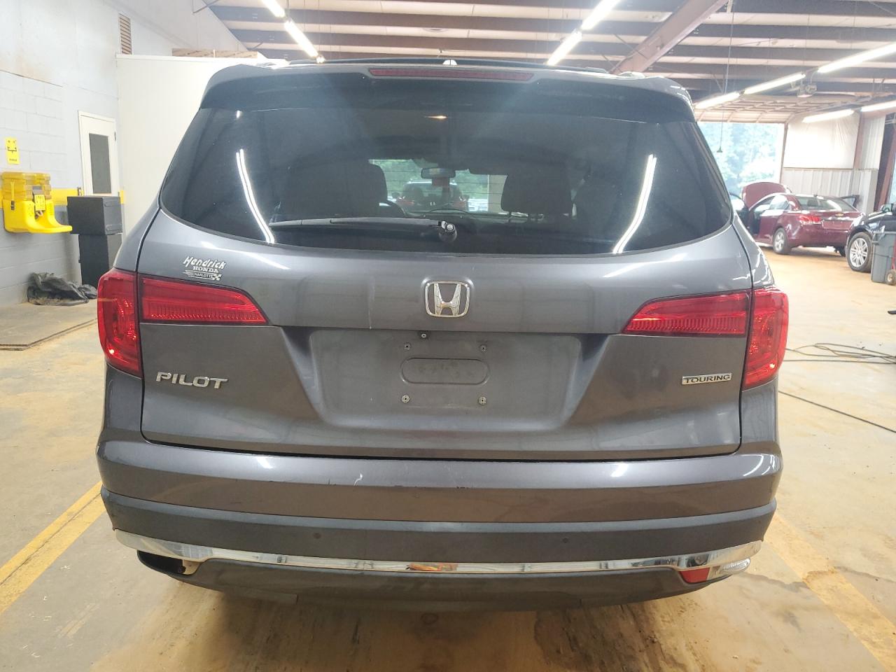 2016 Honda Pilot Touring VIN: 5FNYF5H99GB003363 Lot: 81873005