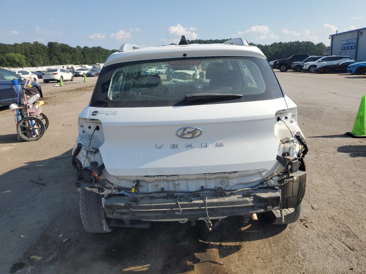 2022 Hyundai Venue Sel VIN: KMHRC8A30NU145220 Lot: 71931465