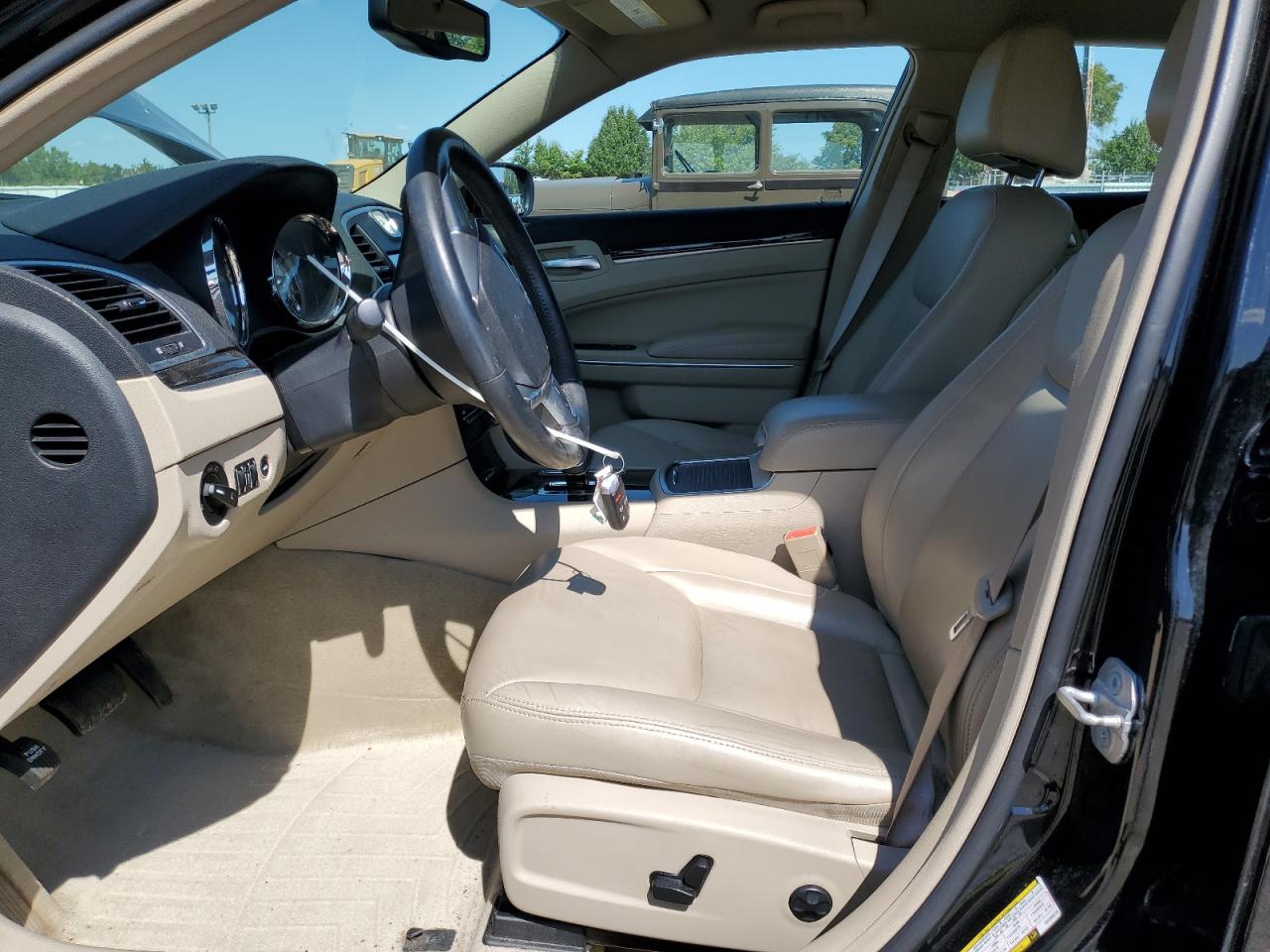 2012 Chrysler 300 Limited VIN: 2C3CCAHG2CH208218 Lot: 71873105