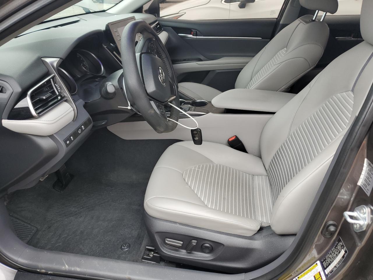 2022 Toyota Camry Se VIN: 4T1T11AKXNU044258 Lot: 84211855