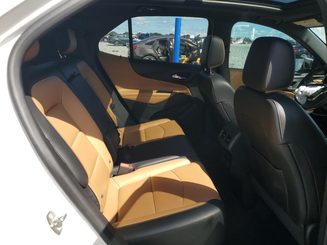 2018 Chevrolet Equinox Premier VIN: 2GNAXMEV8J6296025 Lot: 84197965