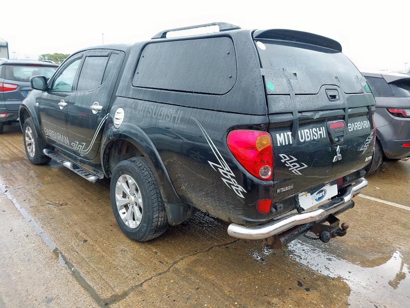 2011 MITSUBISHI L200 BARB LB DCB DI-D 4X4 