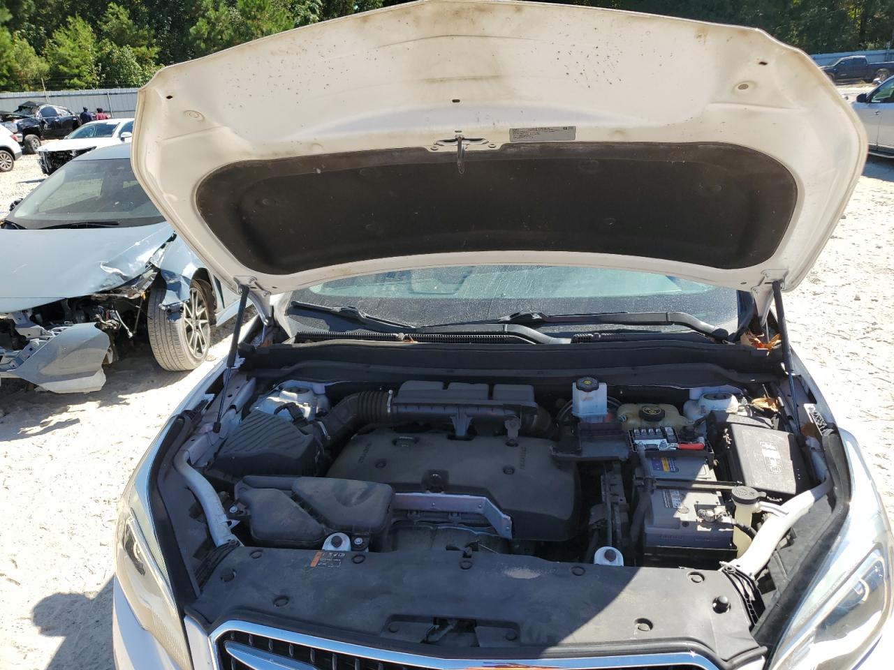 2019 Buick Envision Essence VIN: LRBFXCSA8KD020875 Lot: 81665025