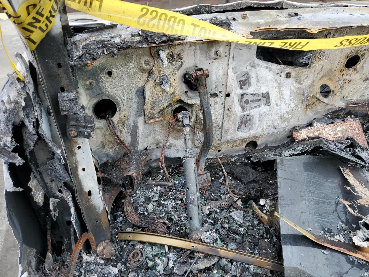 2022 Tesla Model Y VIN: 7SAYGDEF9NF407460 Lot: 84651275