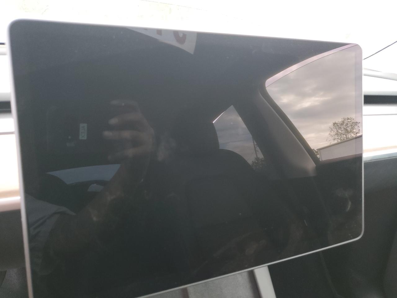 2024 Tesla Model Y VIN: 7SAYGDED5RF154013 Lot: 80687695