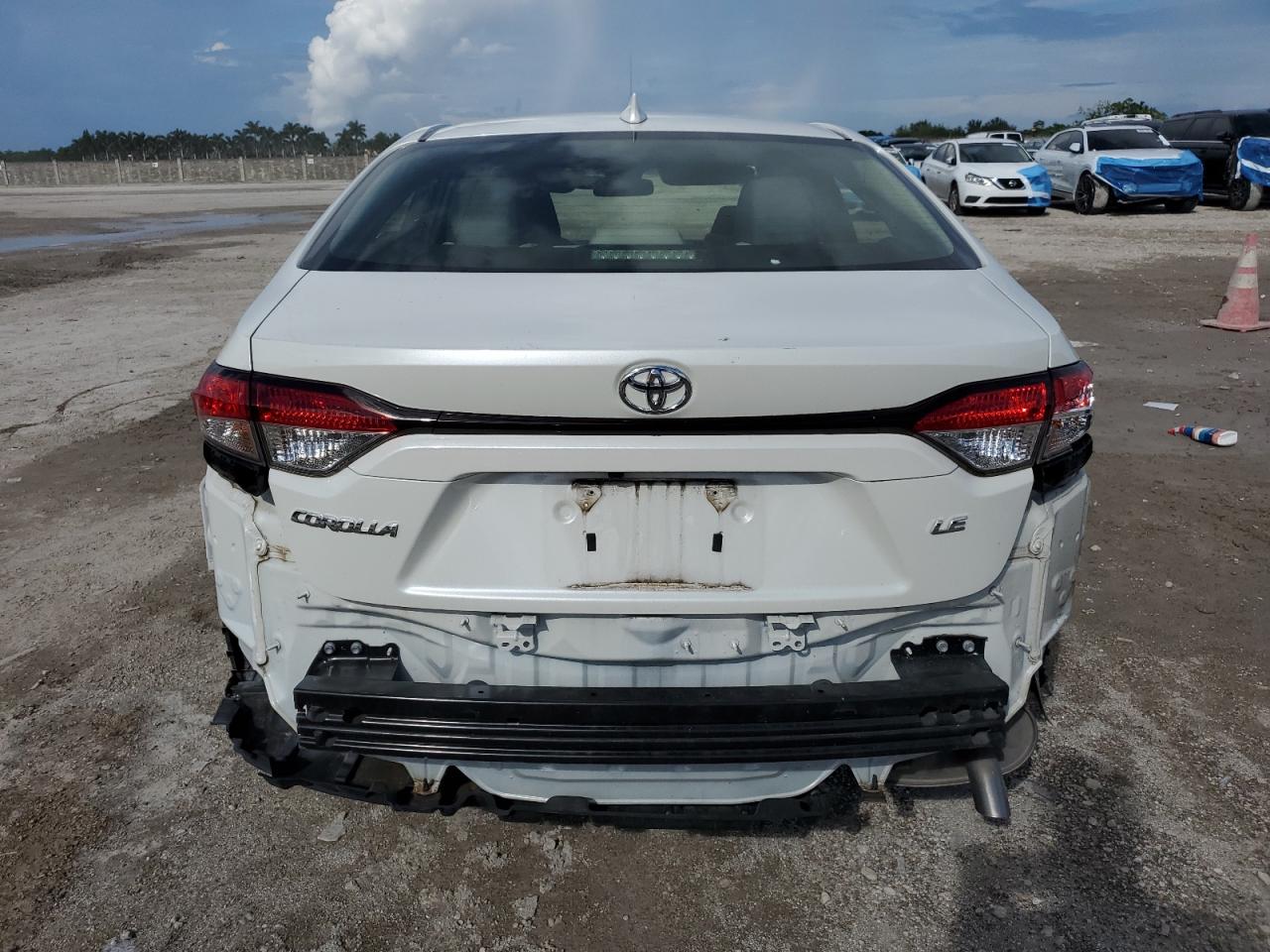 2020 Toyota Corolla Le VIN: JTDEPRAEXLJ062942 Lot: 82091065